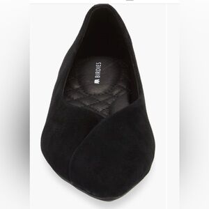 Brand new! Birdies Goldfinch flat - size 7.5.